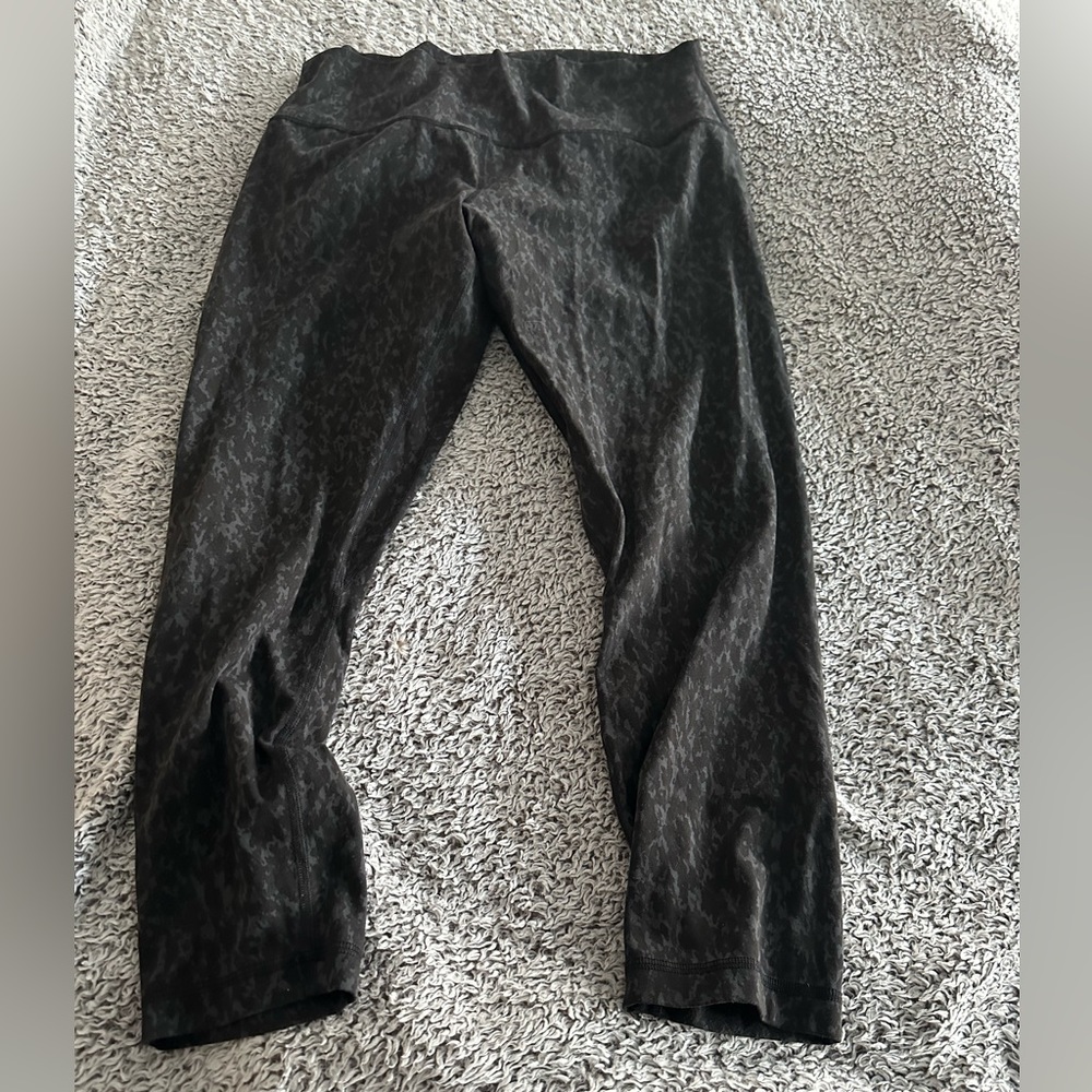 Lululemon Align leggings in grey pattern size 14